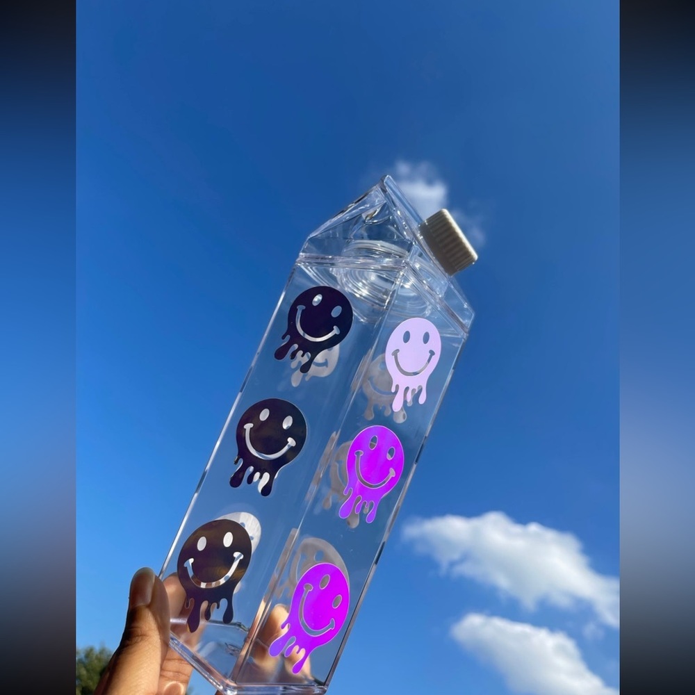 trippy smiley face milk carton water bottle - 17 oz